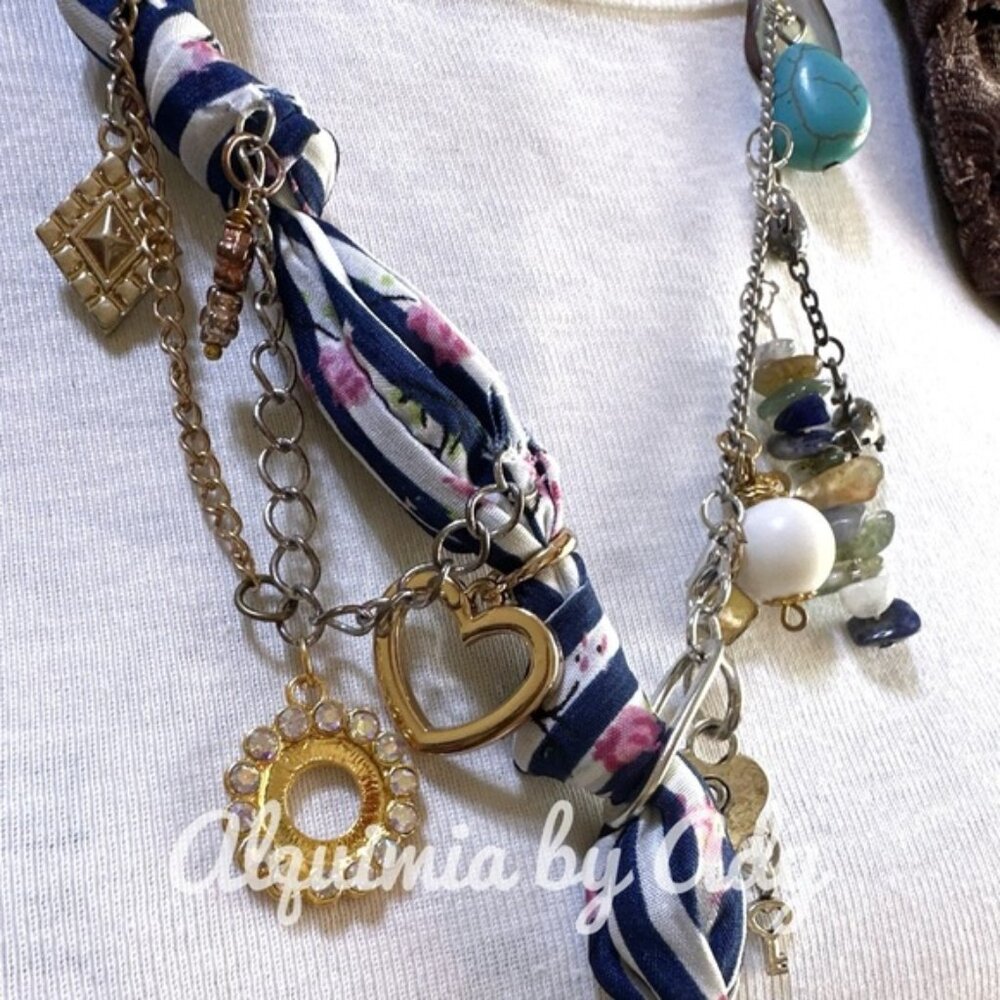 Turquoise layered statement bandana necklace - Picture 6 of 6